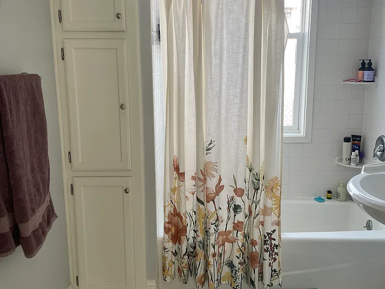 641 Fillmore St NE #1 — Photo 6