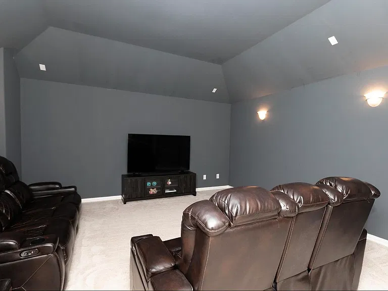 4637 Seabiscuit St — Photo 21