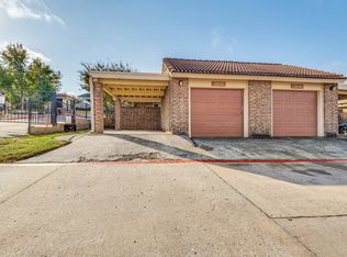 2634 Encina Dr, Irving, TX 75038