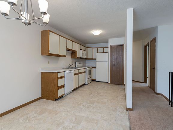 5th image of 13231 Court Pl #13354