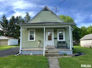 446 E Court St, Farmington, IL 61531