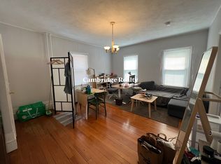 10 Sumner Rd APT 2, Cambridge, MA 02138