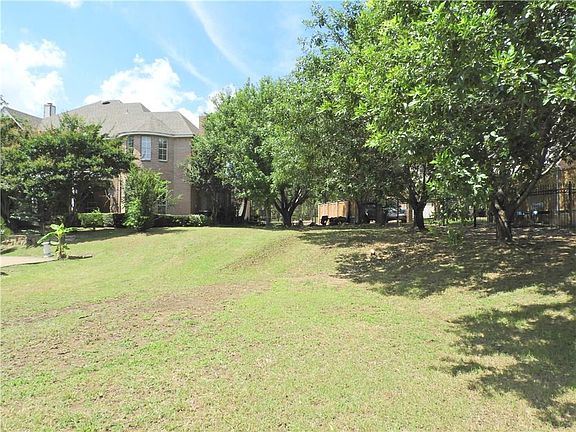 4th image of 6344 Skylark Cir
