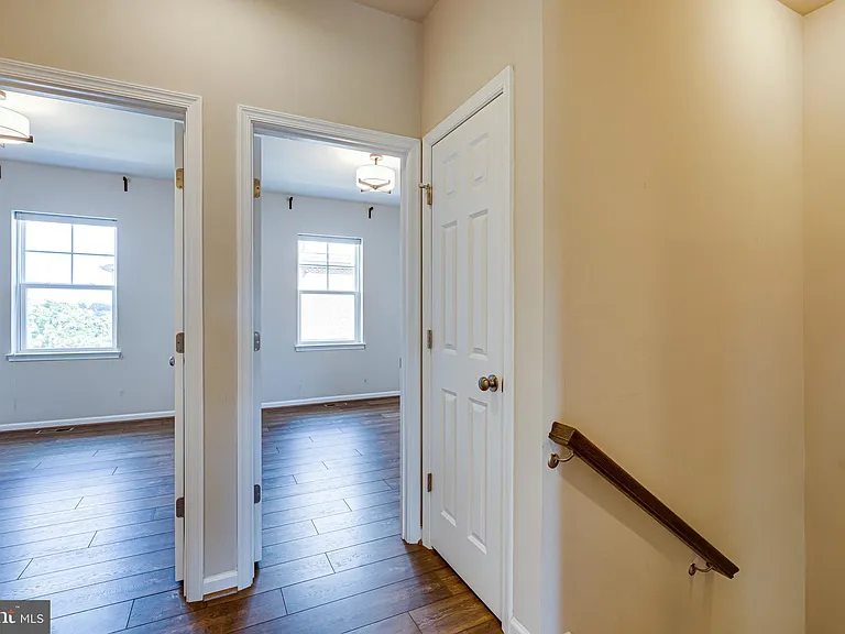 14263 Travilah Rd — Photo 23