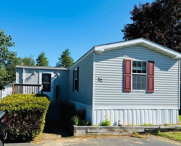 22 Monarch Drive, Concord, NH, 03303
