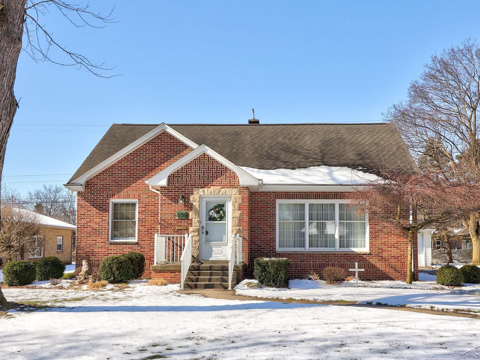 230 Beyerlein St, Frankenmuth, MI 48734 Zillow