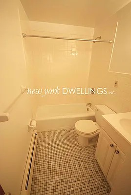 Rented by New York Dwellings LLC | media 37