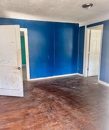 2nd image of 1426 Varnell Ave NE
