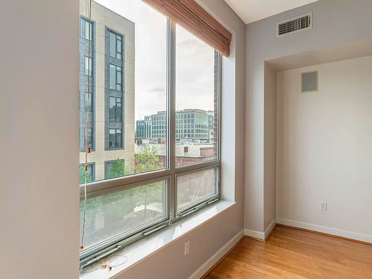 112 5th St SE #3D — Photo 19