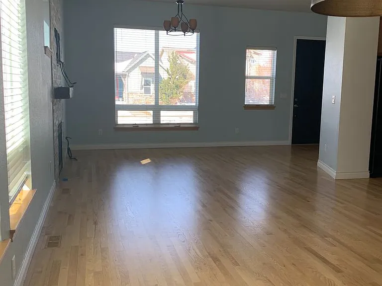 2380 Hecla Dr — Photo 7