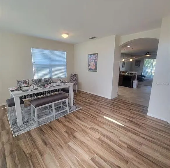 811 Krenson Woods Ln — Photo 2