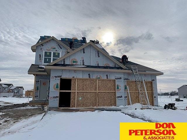 1st image of 3057 Aurora Dr