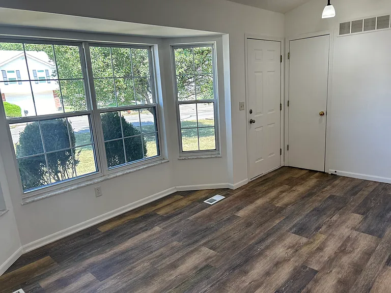 132 Christina Marie Dr — Photo 4