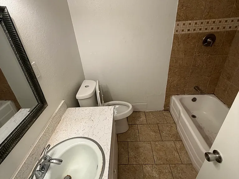 4417 Princeton Dr — Photo 14