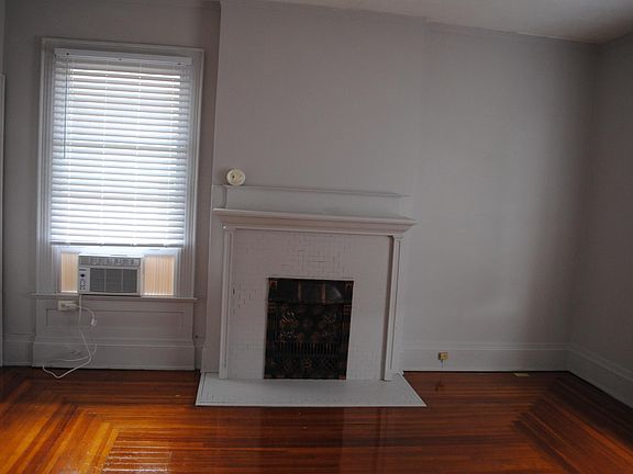 5th image of 1323 Quarrier St