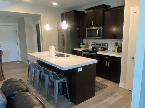 Well equipped kitchen