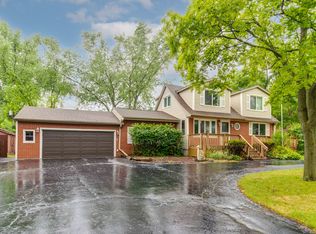 712 W Washington Ave, Lake Bluff, IL