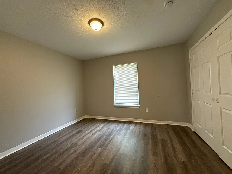 2708 Greenwood Ave — Photo 19