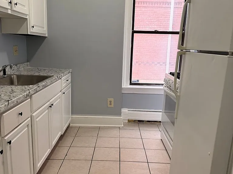 22-24 Morris St — Photo 3