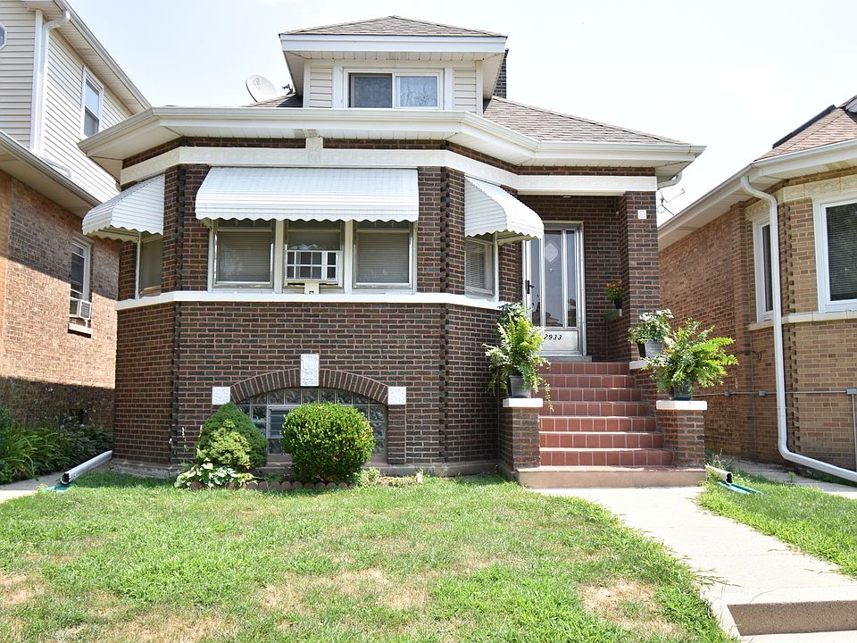 1st image of 2933 N 78th Ave