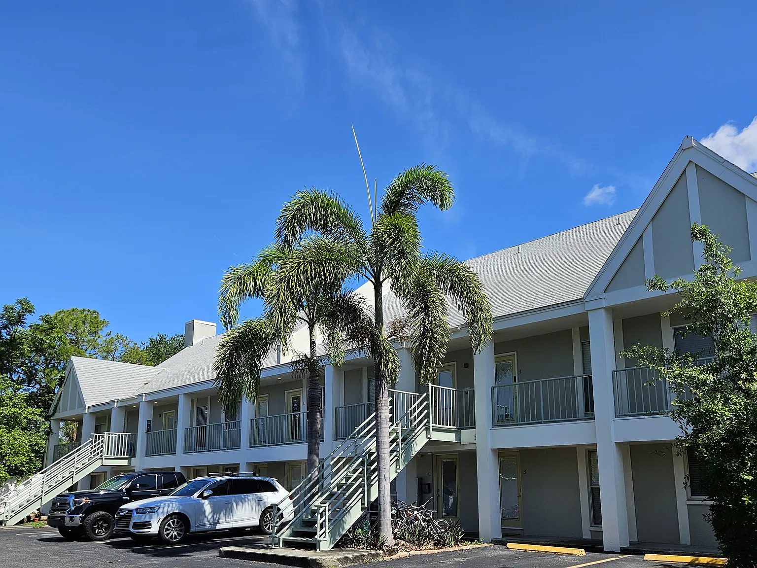 2 bed, 1100 sqft, $2,250 — Photo 4