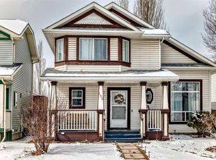 155 W Erin Meadow Way SE, Calgary, AB T2B 3P7