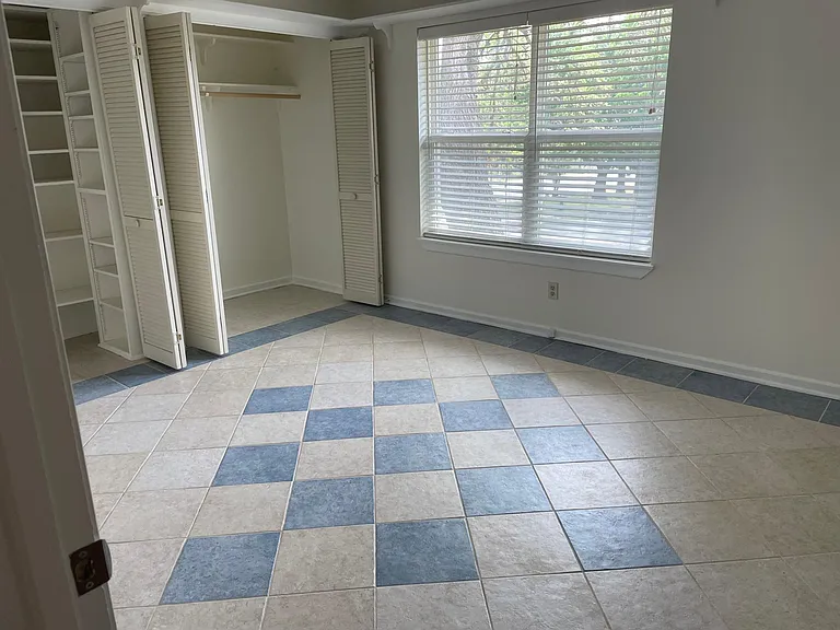 2200 San Jacinto Dr — Photo 4