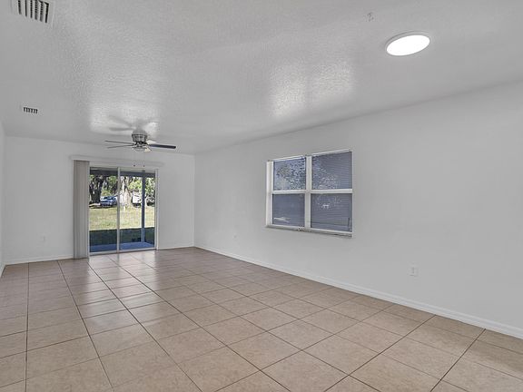 5th image of 120 S Massachusetts Ave #120