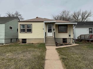1018 E 23rd St, Cheyenne, WY 82001
