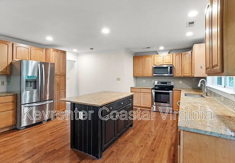 40 Normandy Ln — Photo 2
