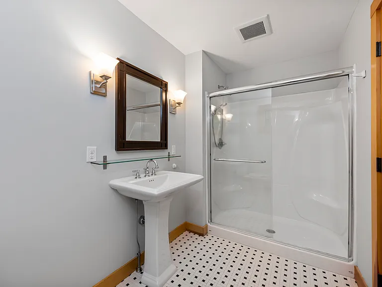 20 Circle Dr — Photo 22