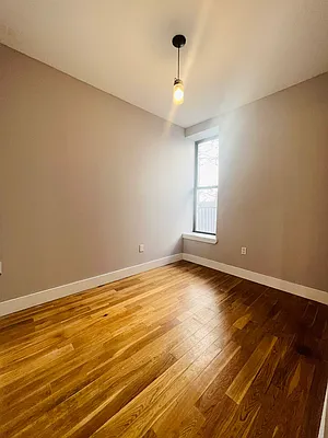 Rented by Pear NYC LLC | media 19