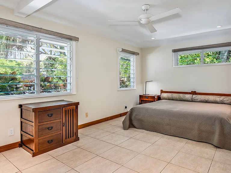 528 N Kalaheo Ave — Photo 14