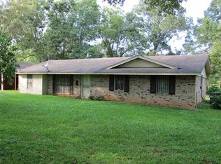 2009 Georgetown Street Ext, Crystal Springs, MS 39059
