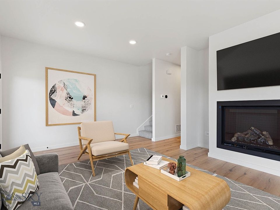 1st image of 2816 Tierra Ln