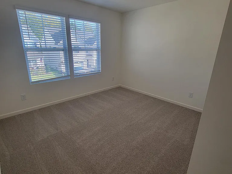 79 Curling Creek Dr — Photo 12
