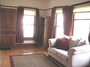 4th image of 335 Schwartz St