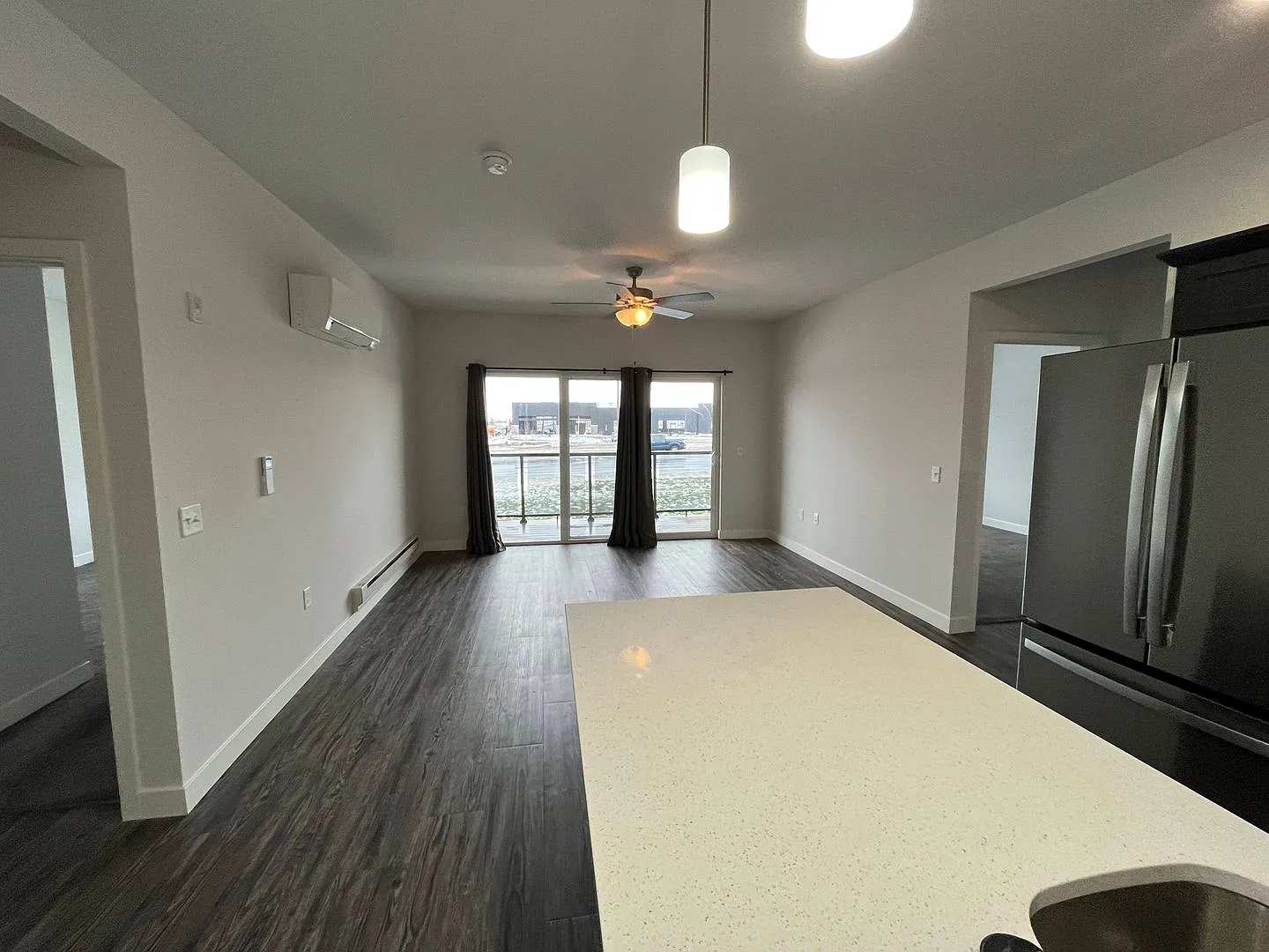 Cottage Grove Commons: 1300 N Windsor — Photo 3
