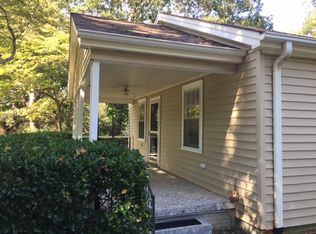 221 S Elm St, Pendleton, SC 29670