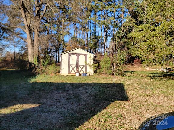 2nd image of 2449 Hillside Dr #21-24