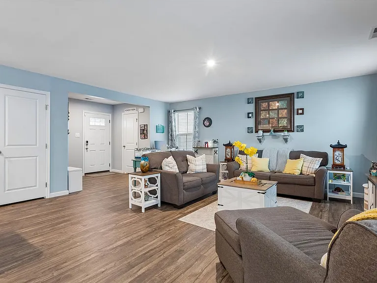 1111 Marquis Pkwy — Photo 10