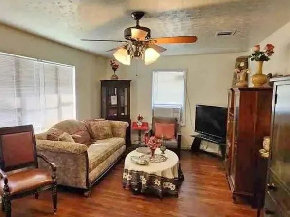 13501 Joliet St, Houston, TX 77015