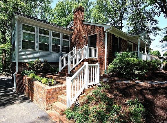 3rd image of 9261 Grantham Dr