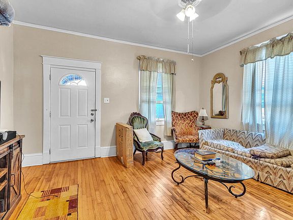5th image of 95 Kitson St