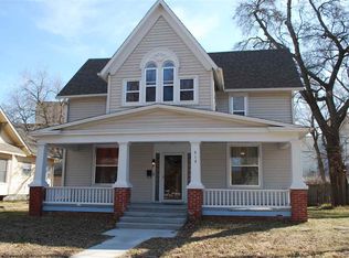 212 NE 4th St, Abilene, KS 67410