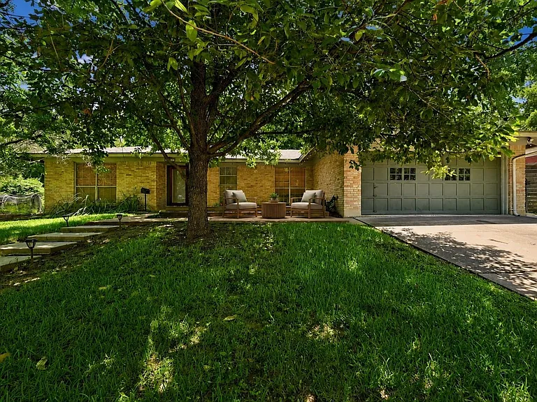 3403 Winfield Dr — Photo 2
