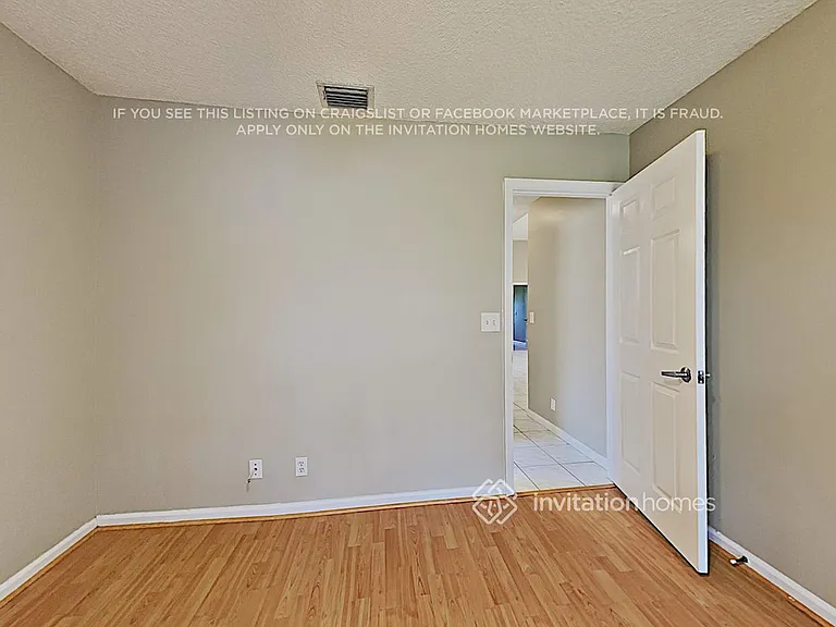 5788 NW 48th Dr — Photo 7