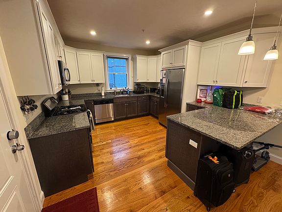 4th image of 46 Brooksdale Rd #1