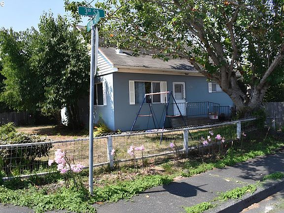 3rd image of 126 3rd St