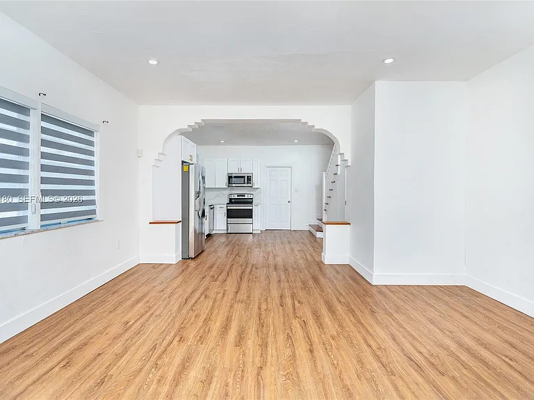 2368 SW 26th St #A — Photo 11